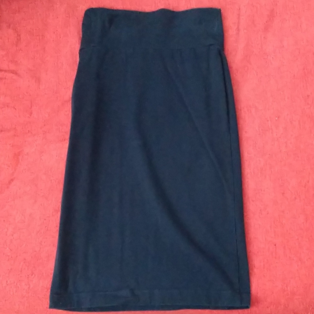 Navy blue pencil skirt